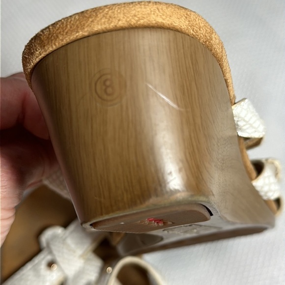 Vionic platform slip on sandals - Picture 6 of 7